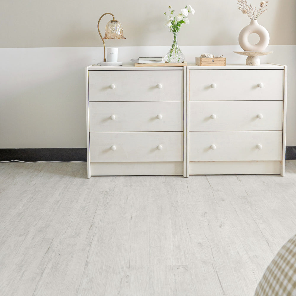 Nordic White Chestnut - Natural Wood Look - QuickFit Vinyl Flooring